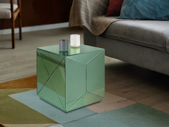 Kleiner Würfel Beistelltisch NIVA mit Spiegelglas Grün, Höhe 40cm
