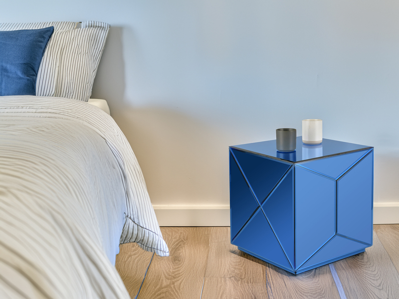 Kleiner Würfel Beistelltisch 2er Set mit Spiegelglas Blau, Höhe 40cm
