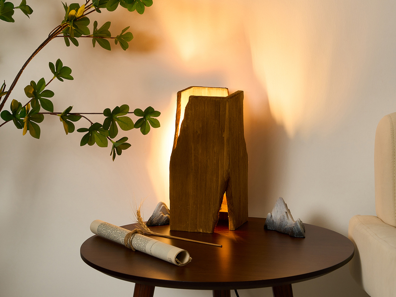 Kleine Tischleuchte VENUS aus Naturholz rustikales Design, Höhe 25cm