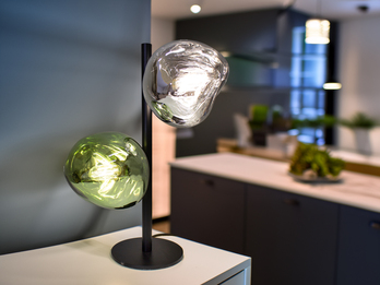 Große LED Tischlampe ausgefallene Glaskugeln in Weiß/Grün, Höhe 40cm