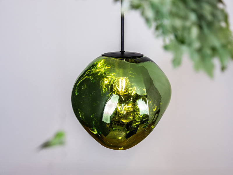 LED Pendelleuchte einflammig mit ausgefallener Glaskugel in Grün, Ø 28cm