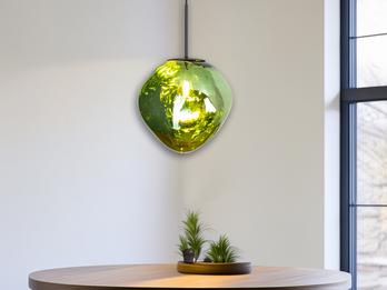 LED Pendelleuchte einflammig mit ausgefallener Glaskugel in Grün, Ø 28cm