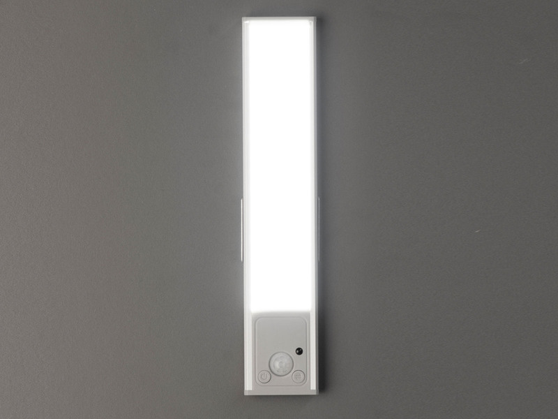Akku Unterbauleuchte MAGNETIC flach mit Bewegungsmelder, Länge 20cm
