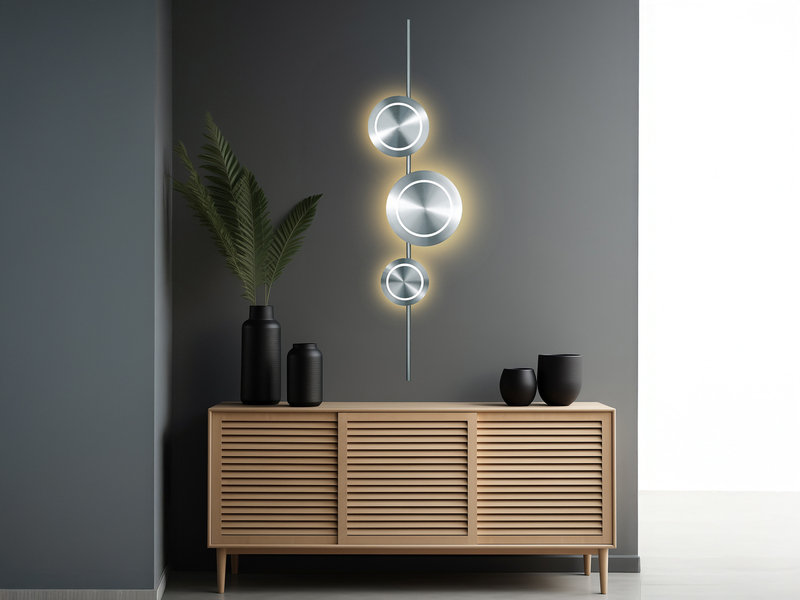 Große LED Wandleuchte PLANETARIUM Aluminium in Silber, Höhe 120cm