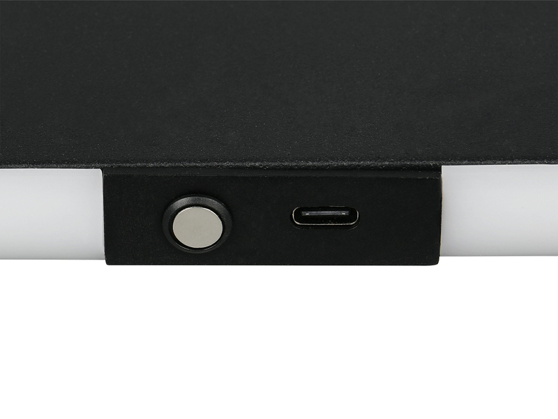 LED Akku Wandleuchte mit Fernbedienung, per USB aufladbar, Schwarz Breite 22cm