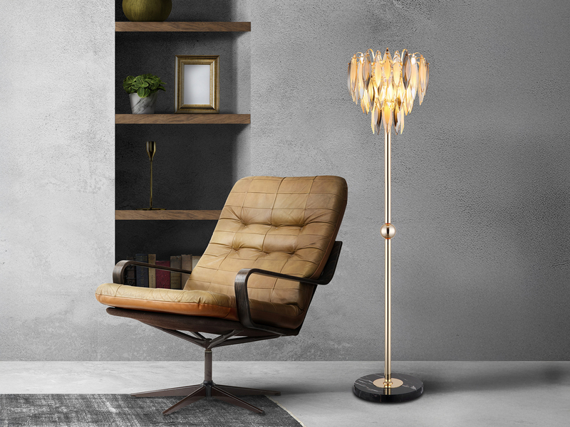 Ausgefallene LED Stehlampe Gold mit 3-farbigem K9 Kristall, Höhe 165cm