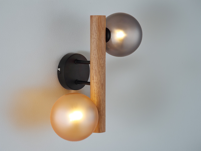 Wandleuchte RIHA aus Holz 2-flammig Glaskugeln Rauchglas & Bernstein, Höhe 32cm