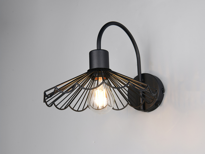 Wandleuchte in Schwarz mit Metall-Gitterschirm – eingeschaltet an der Wand montiert