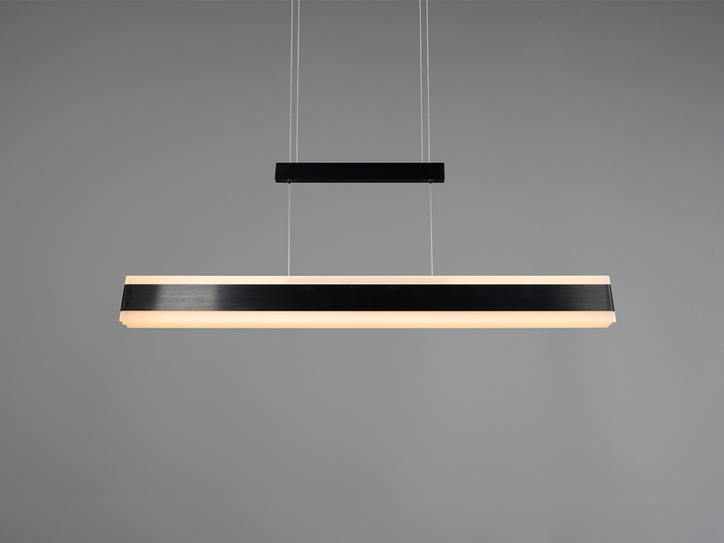 Lineare LED-Pendelleuchte in Schwarz – Frontansicht mit beidseitigem Lichtaustritt