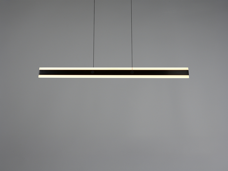 Lineare LED-Pendelleuchte in Schwarz – Frontansicht mit beidseitigem Lichtaustritt