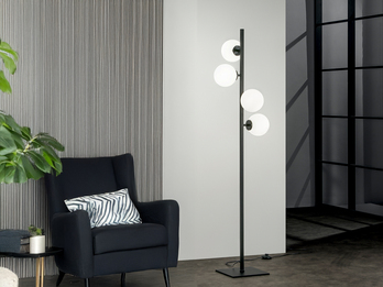 LED Stehlampe 4-flammig Schwarz mit Glaskugeln in Opalweiß, Höhe 150cm