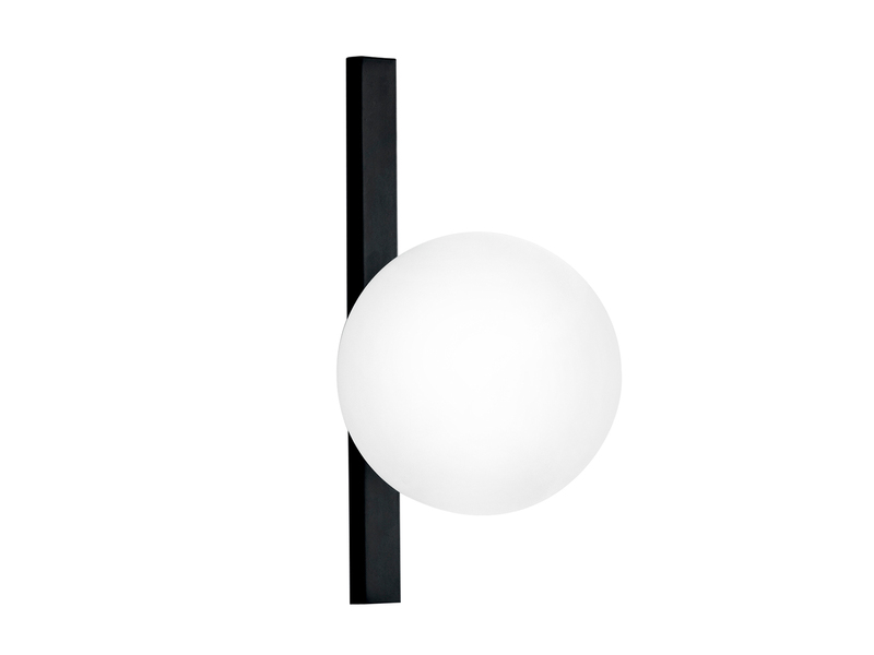 LED Wandleuchte 1-flammig Schwarz mit Glaskugel Opalweiß, Höhe 28cm