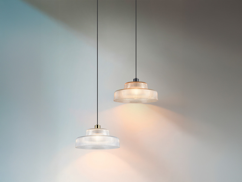 LED Hängelampe einflammig, Glas transparent / Messing matt, Ø 35cm