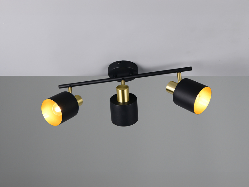 Schwarz Goldener Deckenstrahler 3-flammig eingeschaltet
