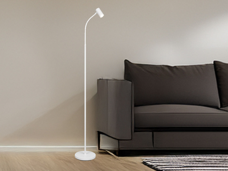 Schmale LED Stehlampe Weiß dimmbar, flexibel einstellbarer Spot, Höhe 133,5cm