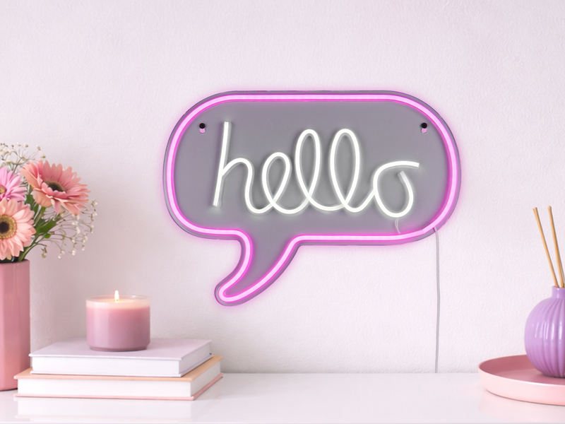 Ausgefallene Neon LED Wandleuchte HELLO mit USB Kabel & Schalter, Breite 43cm
