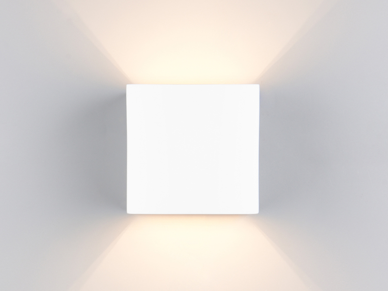 Kleine LED Wandleuchte aus Gips mit Up and Down Lichteffekt, Würfel 11,5cm