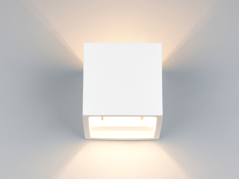 Kleine LED Wandleuchte aus Gips mit Up and Down Lichteffekt, Würfel 11,5cm