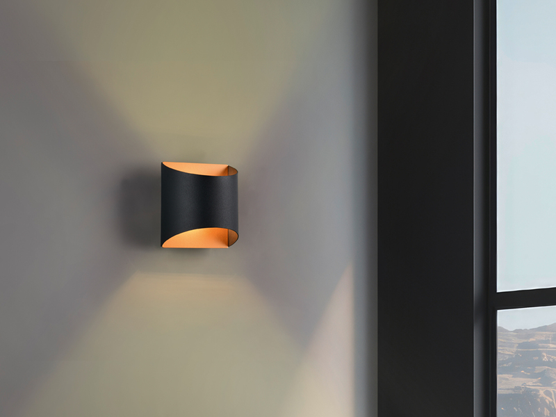 Kleine Wandleuchte SAMDEL Up and Down aus Metall Schwarz Gold, Höhe 10cm