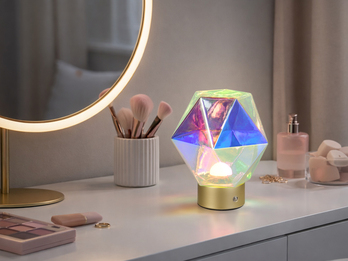 Kleine ausgefallene Akku Tischlampe STAVRO USB aufladbar, Glas bunt, Höhe 17,5cm