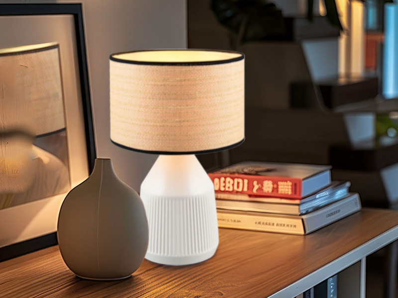 LED Tischlampe dimmbar, Keramikfuß Weiß, Papierschirm geflochten, Höhe 26,5cm