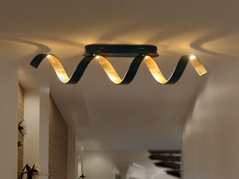 Ausgefallene LED Deckenlleuchte HELIX Schwarz / Gold, Breite 80cm