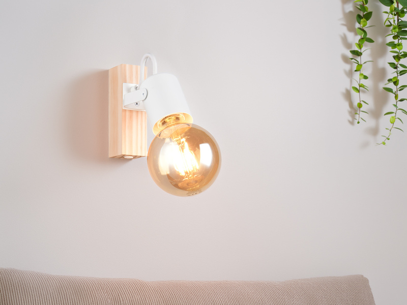 LED Wandstrahler aus Metall in Weiß mit Naturholz, Höhe 13cm