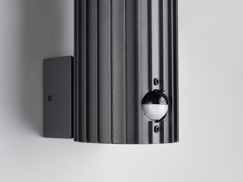 LED Außenwandleuchte in Anthrazit mit Bewegungsmelder, Höhe 23,5cm