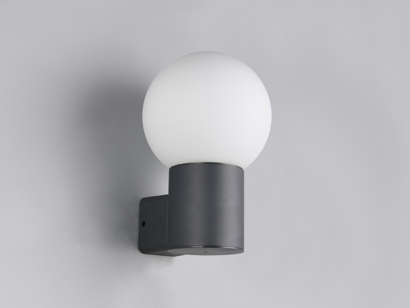 Außenwandleuchte MURES aus Aluminium in Anthrazit mit Glaskugel, Höhe 28cm