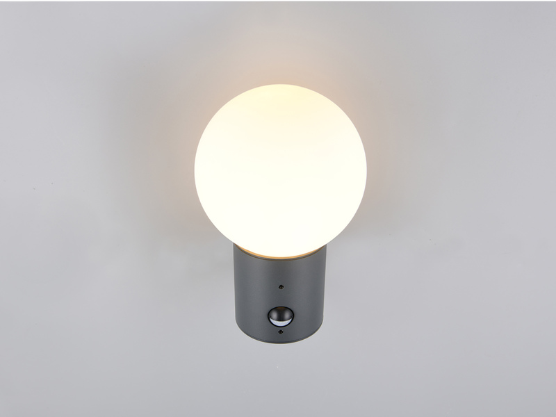 LED Außenwandleuchte in Anthrazit mit Glaskugel & Bewegungsmelder, Höhe 28cm