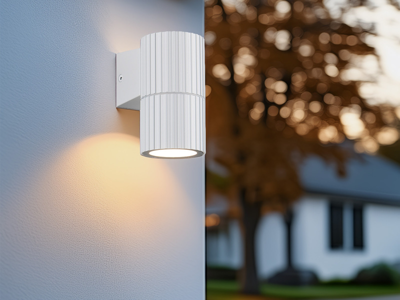 LED Außenwandleuchte Downlight Weiß geriffelt, Höhe 11cm