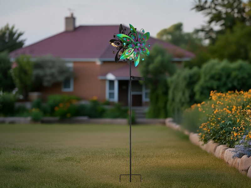 Solar Gartenstecker Windspiel mit Erdspieß aus Metall Bunt, Höhe 124cm