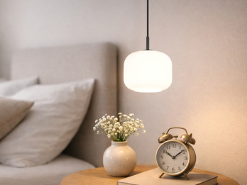 Kleine LED Pendelleuchte einflammig mit Glas Lampenschirm Weiß Ø 15cm Kleine LED Pendelleuchte einflammig mit Glas Lampenschirm Weiß Ø 15cm