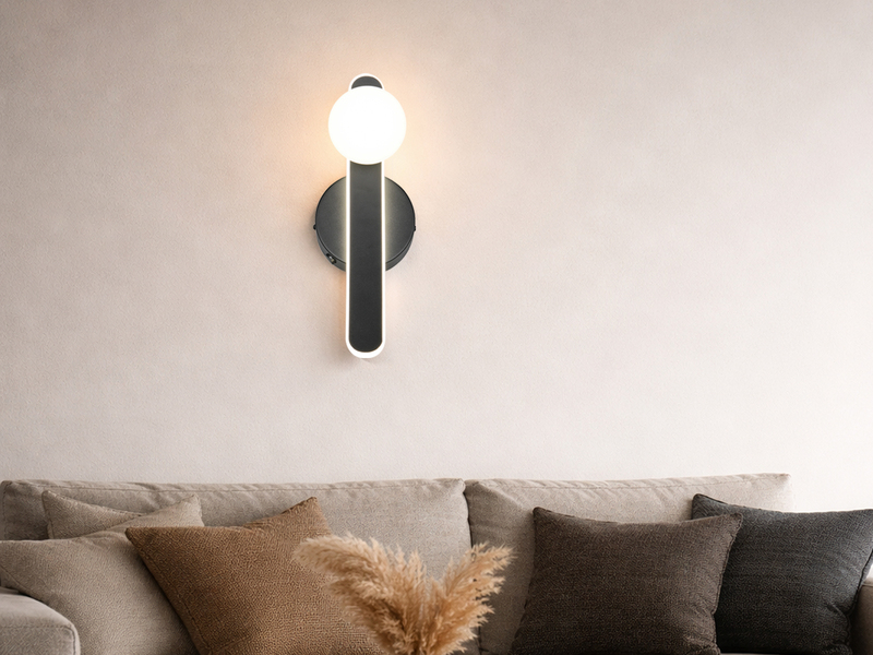 LED Wandleuchte NAPOLI Schwarz mit Schalter & Glaskugel Weiß, Höhe 34,5cm