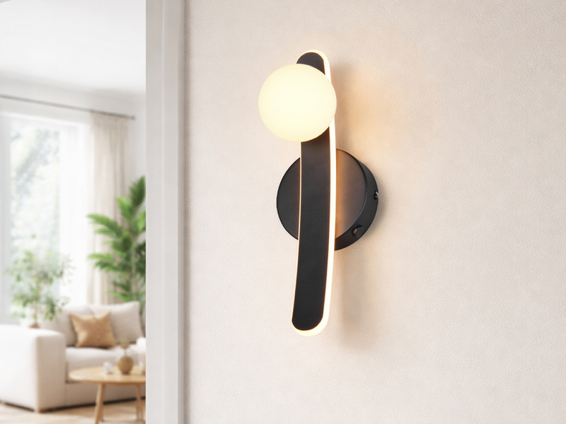 LED Wandleuchte NAPOLI Schwarz mit Schalter & Glaskugel Weiß, Höhe 34,5cm