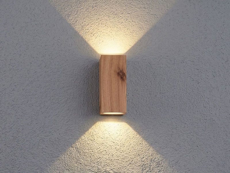 LED Up and Down Außenwandleuchte aus Aluminium in Holzoptik, Höhe 15cm