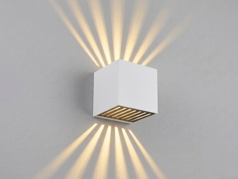 Kleine LED Außenwandleuchte ILLI Würfel aus Aluminium in Weiß, 10x10cm