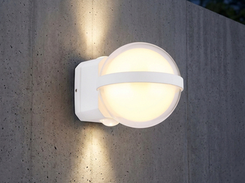 Kleine LED Außenwandleuchte ILLI Kugel aus Aluminium in Weiß, Höhe 11cm