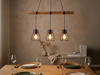 Industrial Pendelleuchte IONA 3-flammig Metall Schwarz mit Holzbalken, B: 75cm