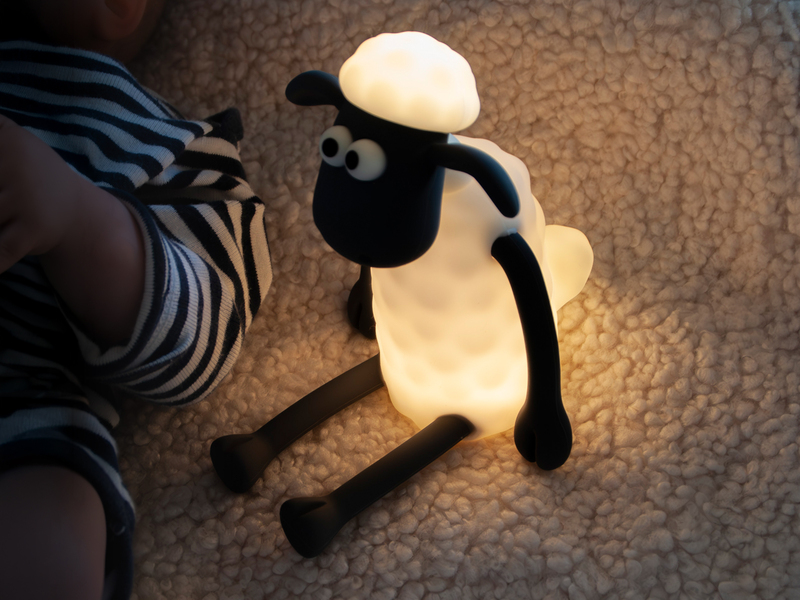 Nachtlicht SHAUN DAS SCHAF per USB aufladbar, dimmbar, 7 Lichtfarben, Höhe 14cm