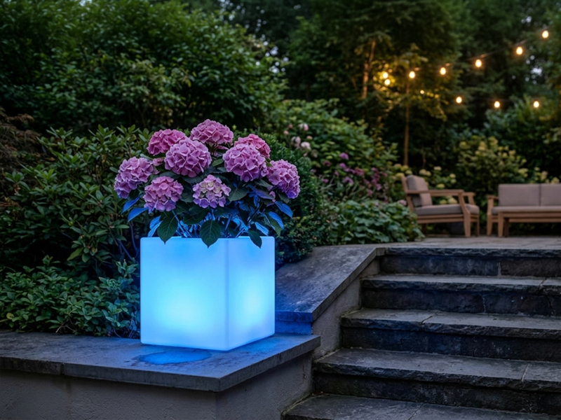 LED Solar Blumentopf mit RGBW Farbwechsel & Fernbedienung, 35x35cm