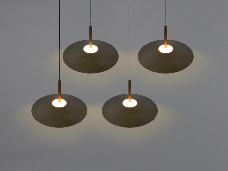 LED Pendelleuchte AMALO höhenverstellbar 4-flammig Platinum Breite 146cm