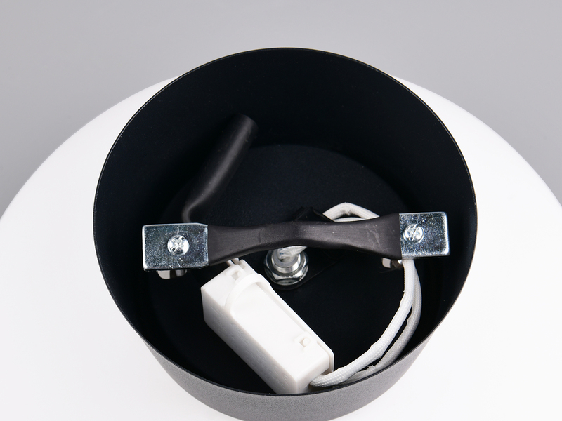 Kleine Deckenleuchte SIDERA Schwarz mit Opalglas Kugel Ø 26cm
