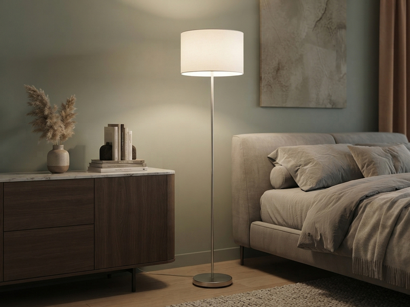 Klassische Stehlampe HOTEL mit E27 Stoffschirm Weiß, Höhe 160cm