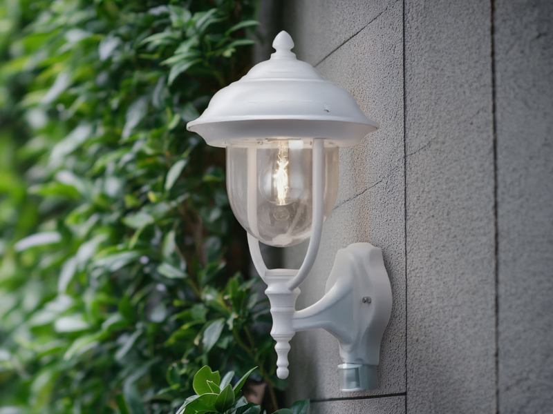 Landhausstil Außenwandleuchte PARMA Weiß mit Bewegungsmelder, Höhe 48cm