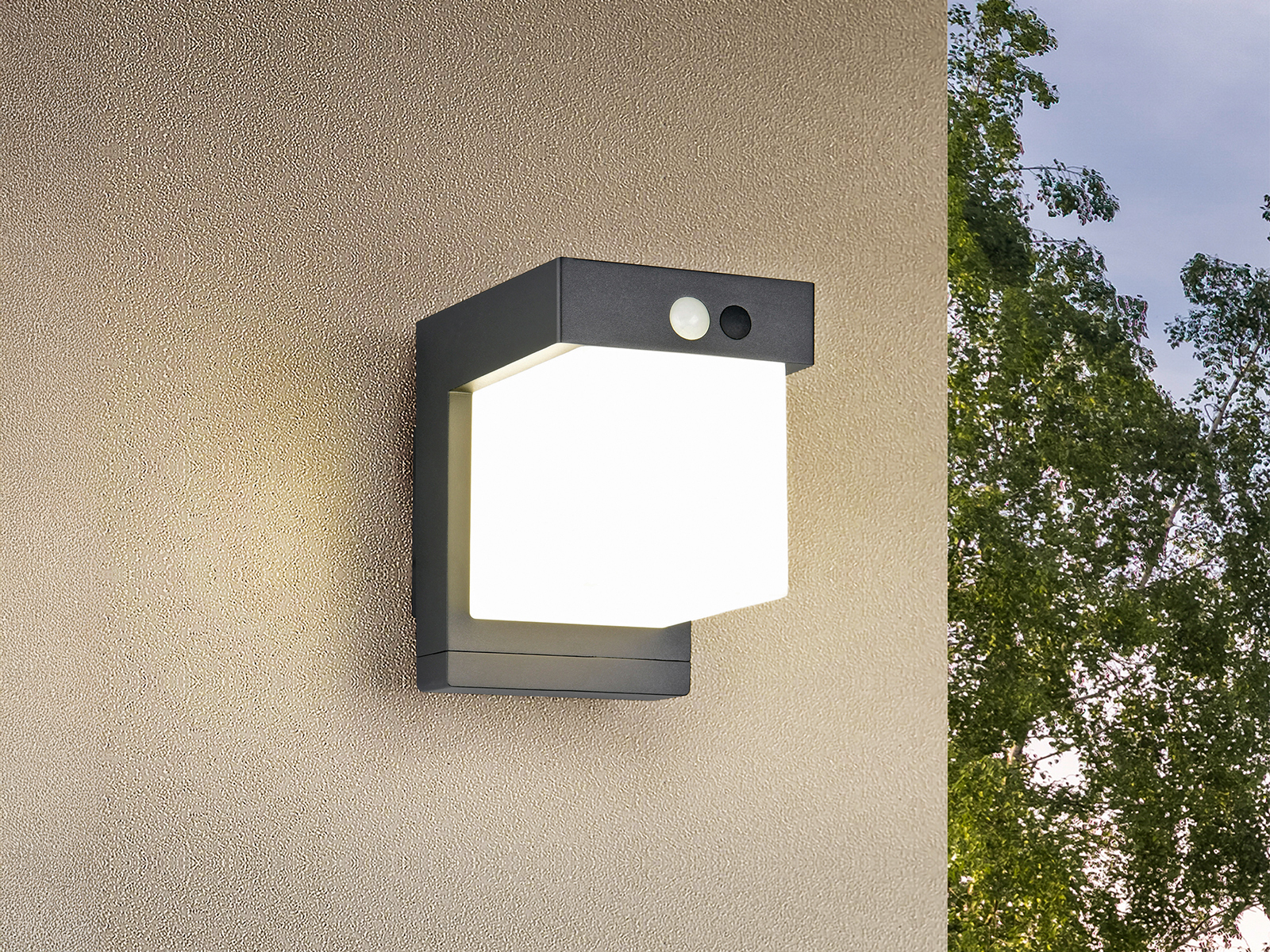Modernas Luces LED Exterior con Sensor Crepuscular, Detector de Movimiento, Electricidad y Solar - Imagen 12 de 14